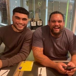 Meet your Posher, Pita